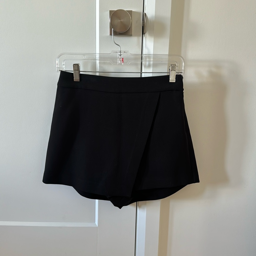 Never worn dynamite skort